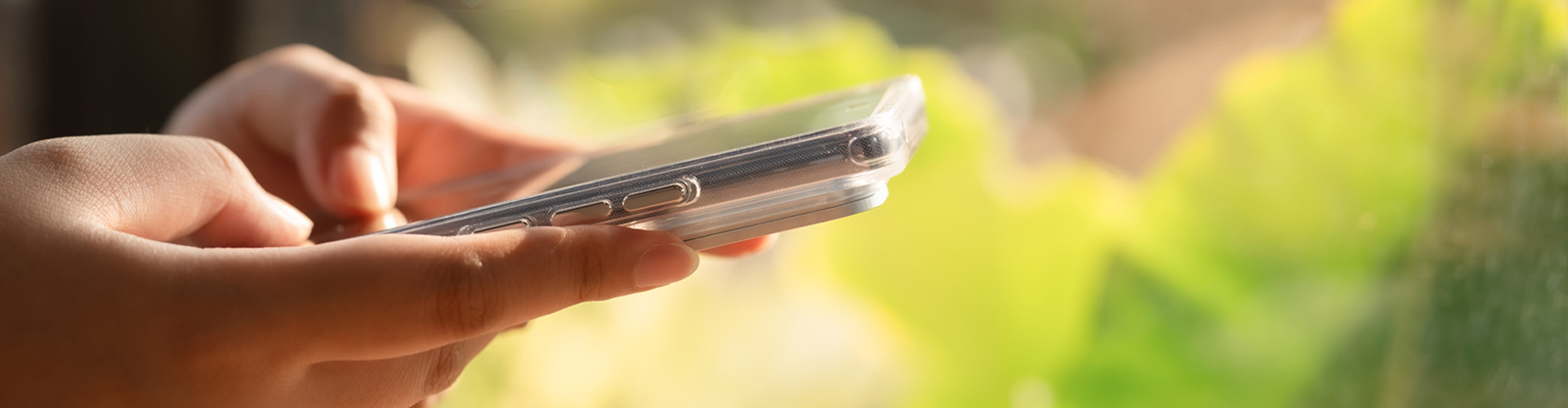 Bäcker Verkaufsstand mit Heimatkaufen-Karte neben EC-Gerät